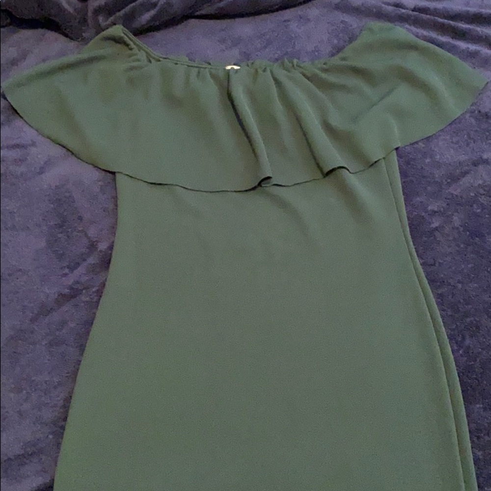 Green midi dress